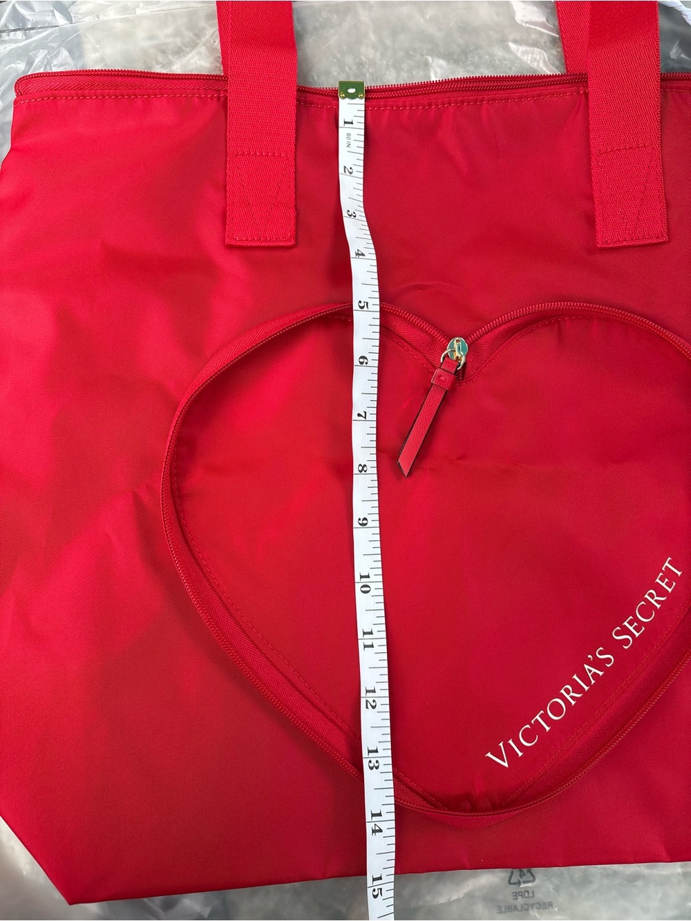Victoria's Secret Red Heart Zip-Top Foldable Tote with heart pouch - Picture 9 of 11